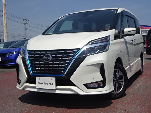 セレナ 1.2 e-POWER ハイウェイスター V 