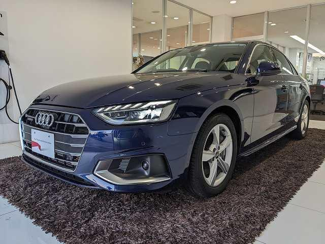 A4 45 TFSI クワトロ アドバンスド 4WD 
