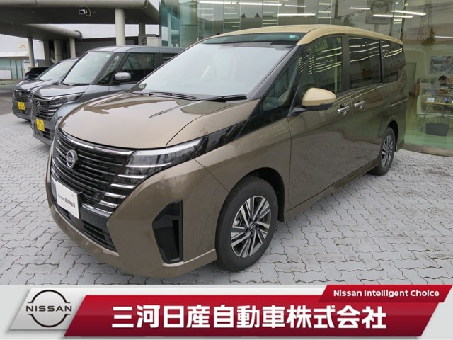 セレナ 1.4 e-4ORCE ハイウェイスターV 4WD 