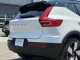 ◆バック/万が一を考え、安全性を重視する方に選ばれているVOLVO車。ドアを開閉するとその重み・厚みに驚くはず