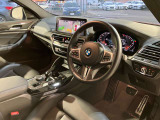 X4 M40i 4WD 