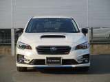 SUBARU認定中古車は、独自の基準を満たした品質の良い車です。徹底したチェックと点検整備により、お乗りいただけます。