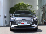 Q4スポーツバックe-tron 40 Sライン 