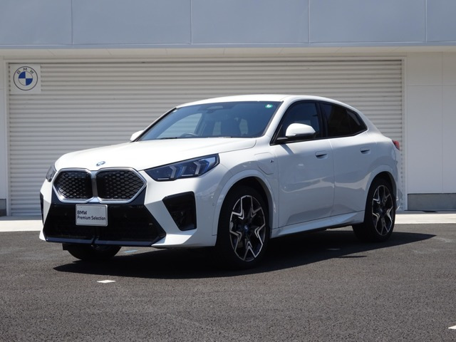 iX2 xドライブ30 Mスポーツ 4WD 
