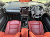 XC40 T4 AWD インスクリプション 4WD 4WD 本革シート