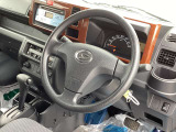毎日でも運転したくなる造形美!細部まで作りこまれてます。是非一度座ってみてください☆