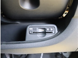 『1台』のお車に対して、こだわって仕入れを行っております。オプション装備装着車となります!
