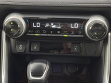 気になる車はすぐにお問い合わせください!画面右側の0066から始まる無料ダイヤルからお問い合わせ下さい!専門スタッフがお車のご質問にお答えいたします!