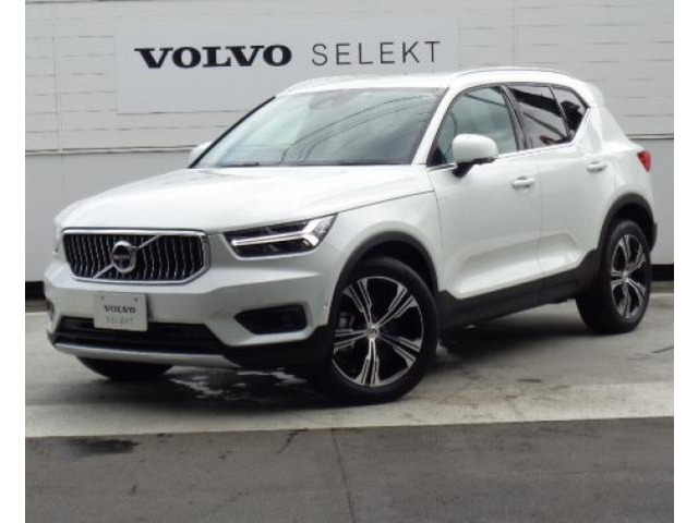 XC40 B4 AWD インスクリプション 4WD 