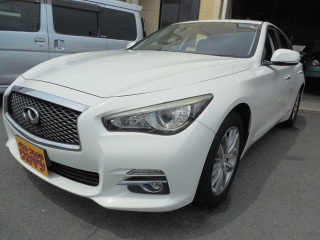スカイライン 2.0 200GT-t ターボハーフレザーシート