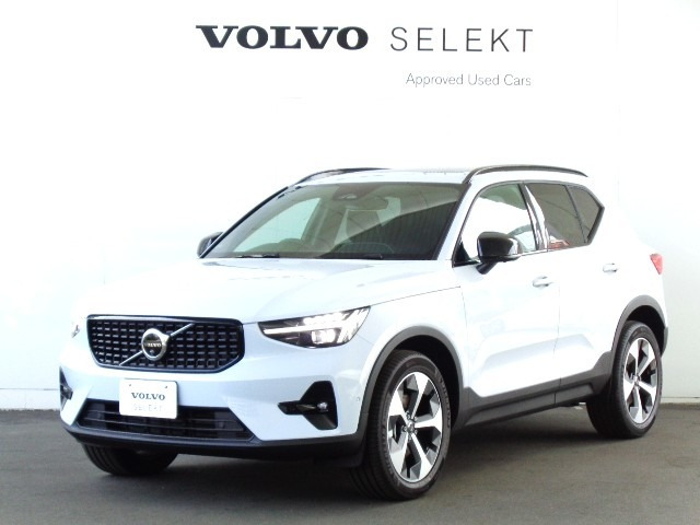 XC40 ウルトラ B4 AWD ダークエディション 4WD 