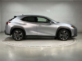 UX 250h バージョンL 