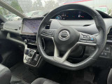 セレナ 1.2 e-POWER ハイウェイスター V 