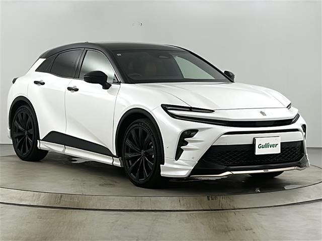クラウンスポーツ 2.5 Z E-Four 4WD 本革シート