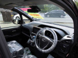 見晴らしの良い運転席。