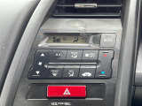 【 オートエアコン 】車内温度を感知して自動で温度調整をしてくれるのでいつでも快適な車内空間を創り上げます!//