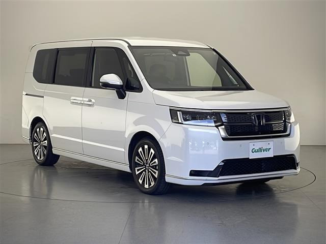ステップワゴン 2.0 e:HEV スパーダ プレミアムライン 修復歴無し