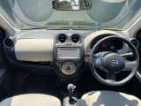 マーチの運転席周りの画像です。興味がわいて来ませんか?ゆっくり、じっくりご覧下さい。