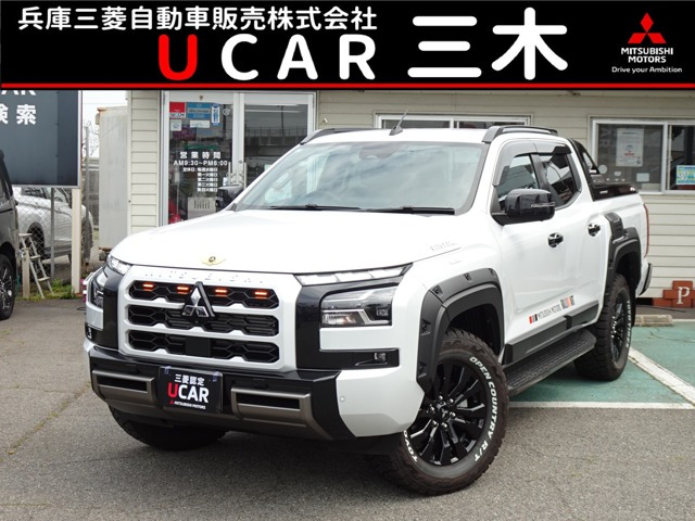トライトン 2.4 GSR ディーゼル 4WD 