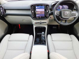 XC40 ウルトラ B4 AWD 4WD 