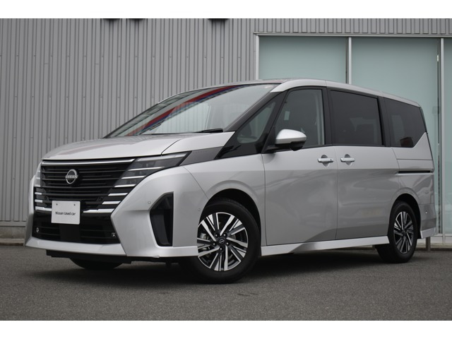 セレナ 1.4 e-POWER ルキシオン 