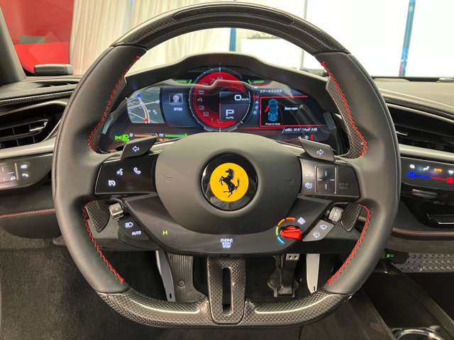 フェラーリ SF90ストラダーレ アセット フィオラノ F1 DCT E 4WD