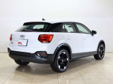 Q2 TFSI ブラック スタイル プラス 