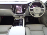 S60 リチャージ PHEV T6 AWD アルティメット 4WD ラグイン ハイブリッド