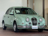 爽やかなエメラルドグリーンのメイクアップビュート。「メイクアップ」車とは、中古車をベースにつくり上げたミツオカ・ラインアップの総称。