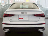 スッキリしたリアスタイルは、高級感を醸し出し後続車にしっかりアピールします。
