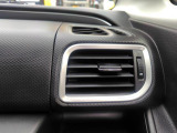 運転席のエアコン吹き出し口です。