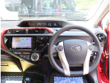 『1台』のお車に対して、3名体制で日々議論を重ね仕入れを行っております。