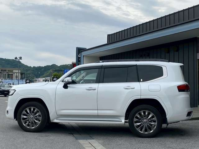 トヨタ ランドクルーザー300 3.5 ZX 4WD の中古車詳細 (13,000km