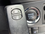 気になる車はすぐにお問い合わせください!画面右側の0066から始まる無料ダイヤルからお問い合わせ下さい!専門スタッフがお車のご質問にお答えいたします!