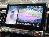 【マルチアラウンドモニター】専用のカメラにより、上から見下ろしたような視点で360度クルマの周囲を確認することができます☆死角部分も確認しやすく、狭い場所での切り返しや駐車もスムーズに行えます。