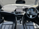 3シリーズセダン 320d Mスポーツ 4WD 本革シート