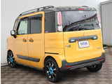 【車屋】として、長く車業界に従事した経験豊富なスタッフが在籍しております。