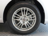 R4年式夏タイヤ175/65R15ブリジストン製です。