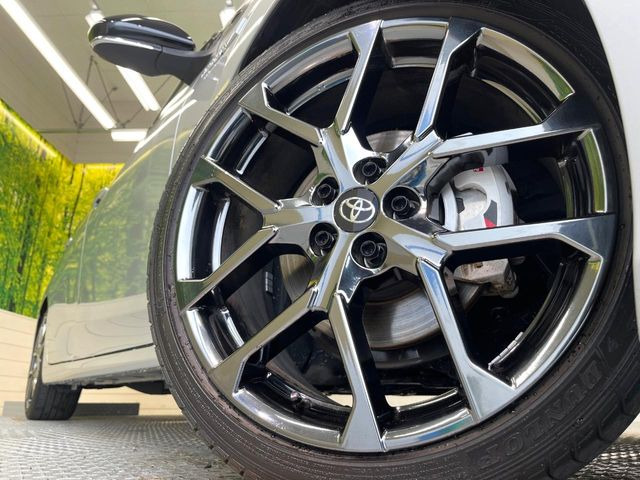 トヨタ プリウスPHV 1.8 S ナビパッケージ GR スポーツ の中古車