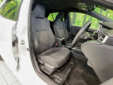 運転席シート廻りは使用感も少なく、良好な状態となっています。前オーナー様が丁寧に使っていたことがよくわかりますね。
