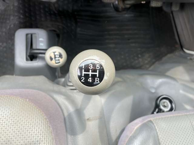 マツダ ボンゴトラック 2.0 DX ディーゼル 4WD の中古車詳細