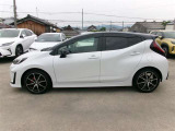 アクア 1.5 GRスポーツ 