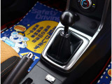 当店ではスポーツグレードや人気車種・上級グレードを主に仕入れ強化しております!中古車でお買い得感あるお車展示中となっておりますのでお客様のご来店、お見積もり依頼お待ちしております。