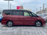 セレナ 1.2 e-POWER ハイウェイスター V 