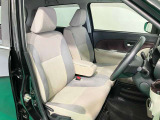 【フロントシート】運転席は必ず使用する部分ですので、座り心地が重要です★ぜひ一度ご体感下さい★