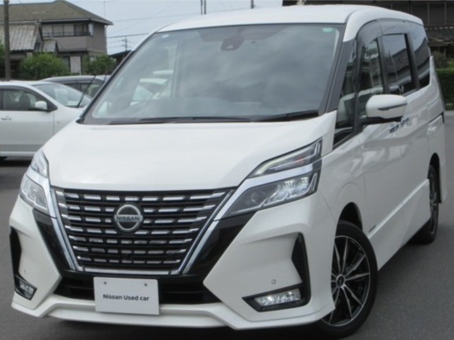 セレナ 2.0 ハイウェイスター V 4WD 