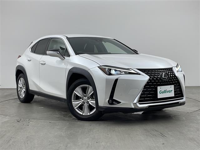 UX 200 バージョンC 本革シート 修復歴無し