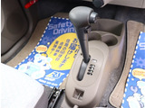 入庫時・販売時・納車前に、弊社基準の68項目に及ぶ点検整備を実施しております。
