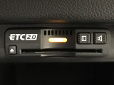 【ETC車載器】もはや必須アイテムのETCを搭載!高速道路のご利用時にとても便利!わずらわしい料金所での現金支払いが不要となりスムーズに通過できます♪