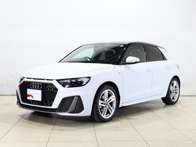 A1スポーツバック 25 TFSI Sライン 